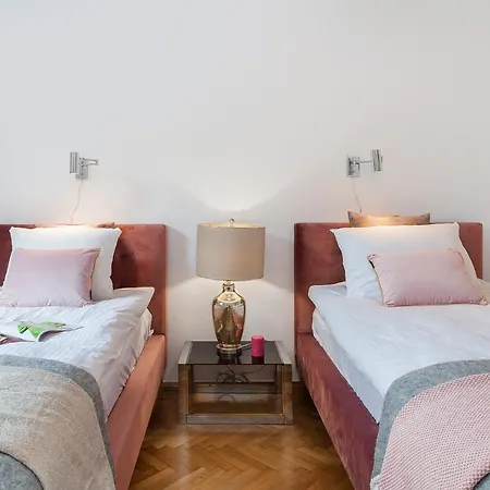 Syncret - Loftaffair Apartment *