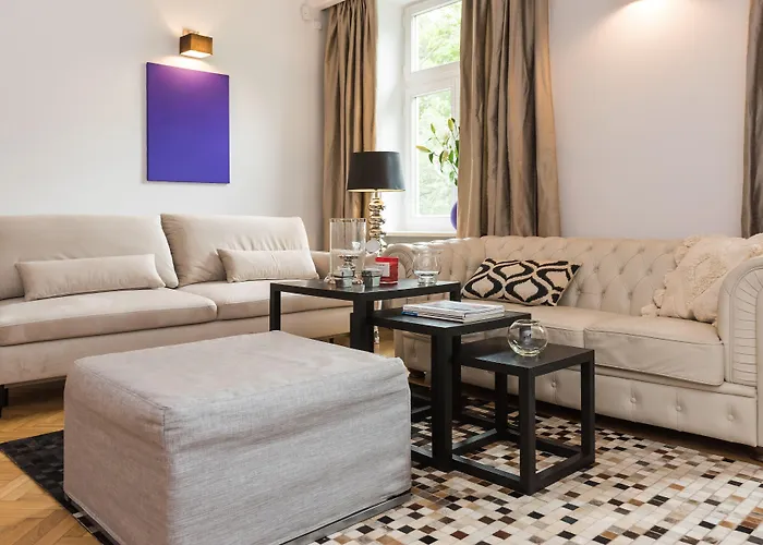 Syncret - Loftaffair Apartmán